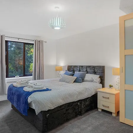 The Lodge - Exquisite 2 Bed With Ensuite-2