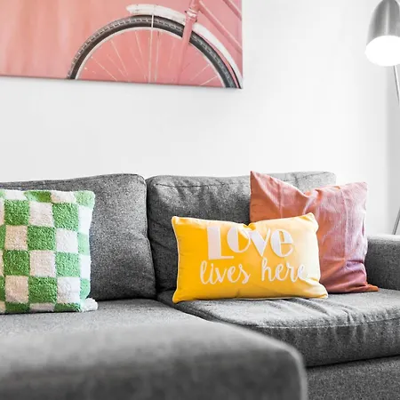 Digbeth 2 Bedroom Apartment - Top Rated - Birmingham City Centre - 3001F-2