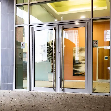 Bullring Lux Suite, New Street Free Netflix - Free Secure Parking- Sleeps 6-2