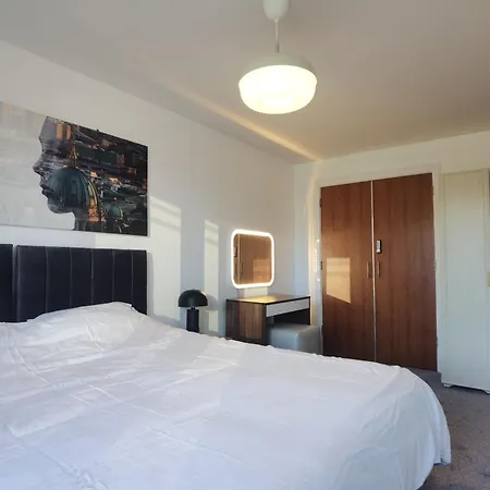 Celaka Birmingham Central Apartment, Free Indoor Parking-2