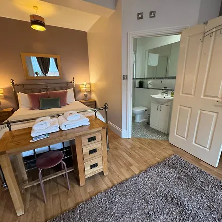 The Emerald Suite, Birmingham-3