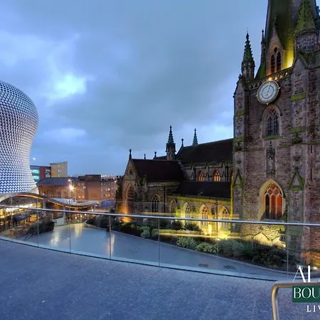 Luxury 3 Floor Townhouse Birmingham - Alara Boutique Living-3