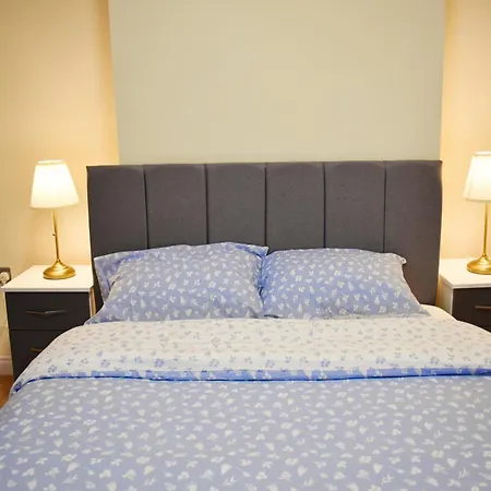Birmingham City Centre Room In Edgbaston Near Stadium, Free Parking-3