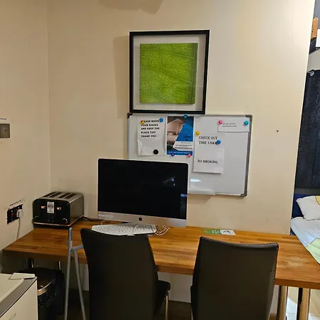 Umbrella Properties Private Apartment Birmingham-2