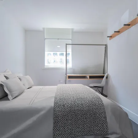 The Old Fire Station: Student Ensuite Rooms & Studios-3