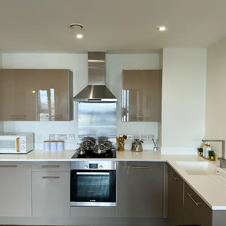 Exclusive Offers L Luxury City Centre Stay With Gym - Ps4 - Netflix Jvt Short Lets-3