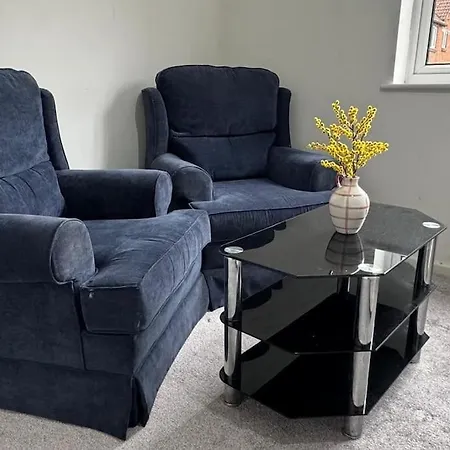 City Stay-Room To Rent In Town-3