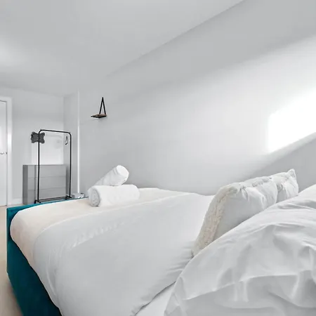 2 Bedroom With Parking-3
