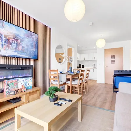 Pan-Asian Suite- Freepark+ Supra Games +Netflix + Coffee Machine- Maihom-2