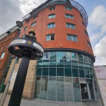 173 Luxury City Centre Apartment-3