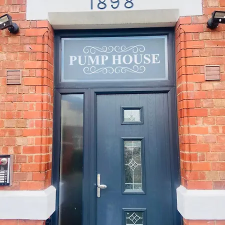 Modern Flat With Free Parking Close To Birmingham Centre-2