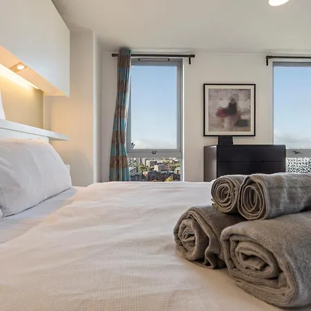 Ultra Luxury! City View Appartment In City Centre!!-3