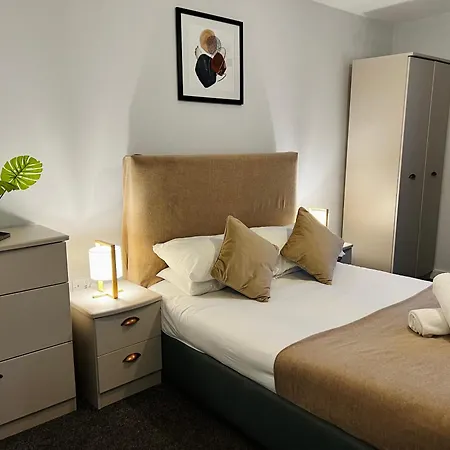 Premium Deals L Spacious 2Bed 2Bath - Free Parking & Netflix Jvt Short Lets-3