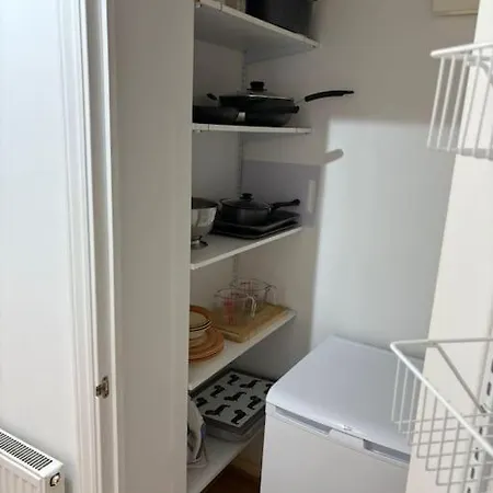 Stylish 1 Bed Apartment, Kings Heath, Birmingham-2