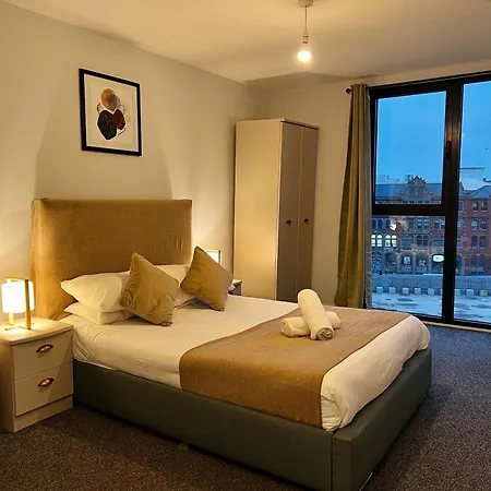 Last-Minute Escape L Don'T Delay L Sleeps Up To 4 L Free Parking L Spacious 2Bed 2Bath L Jvt Short Lets-2