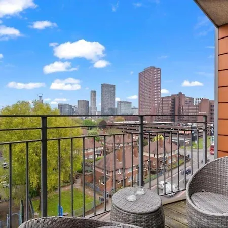 Birmingham City Centre 2-Bed With Private Balcony-2