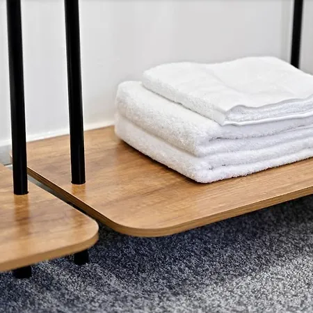 Luxurious Birmingham City Apt Cosy Retreat 1-3