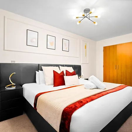 Stylish Arcadian Apartment - Balcony & Secure Parking 29Arc-3