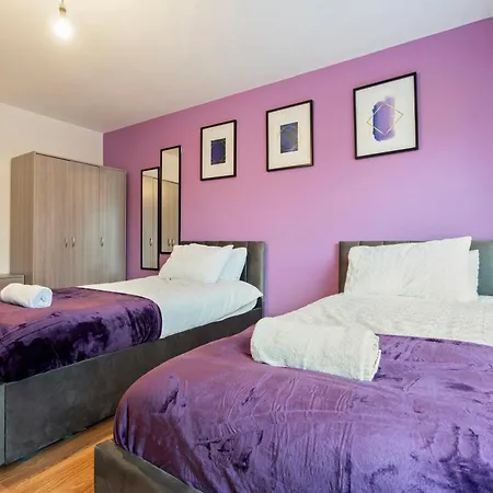Birmingham City Centre 2Br Apartment & Free Netflix-3