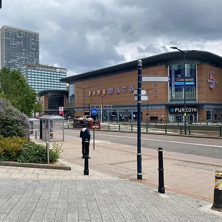 Kcs Broad Street Apartment Birmingham-2