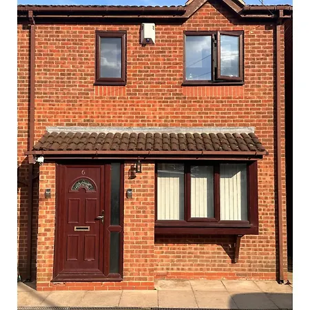 Triple Room Near Train Station-3