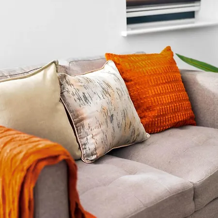 Modern 1-Bed Apartment Sleeps 4 Birmingham-2