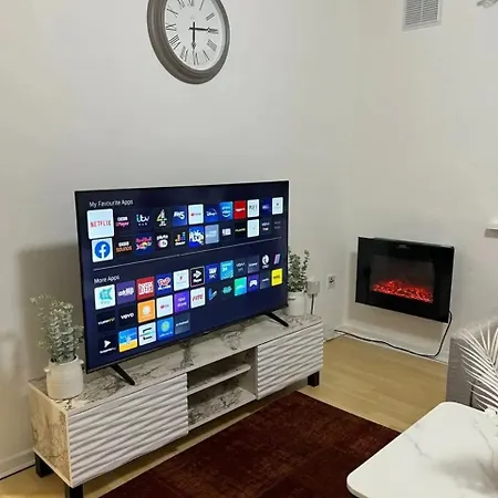 Spectacular Apartment-3