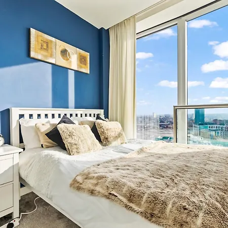 Birmingham City Centre, City Views, Parking, Sleeps 4, Long Stay Offers-2