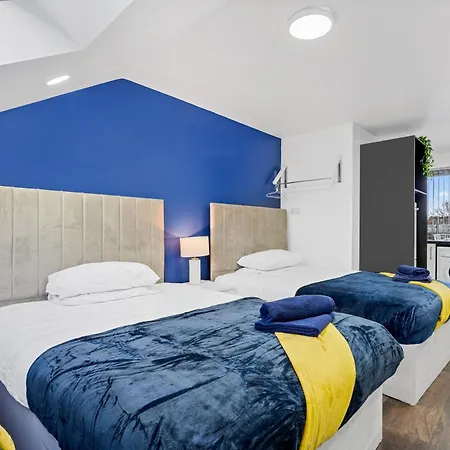 Cosy Apartments - City Living Made Elegant --2