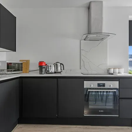 Cosy Luxury 2 Bedroom Apartment Near Nec & Birmingham Airport-3