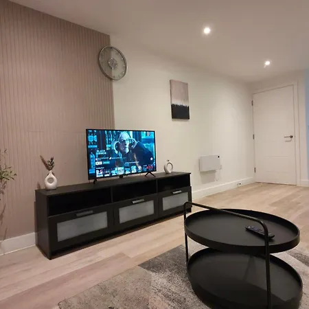 Luxury City Apartment Birmingham-3