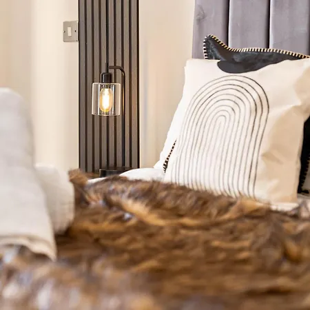 Modern Apartment - City Centre - Smart Tv & Netflix 302Q-2
