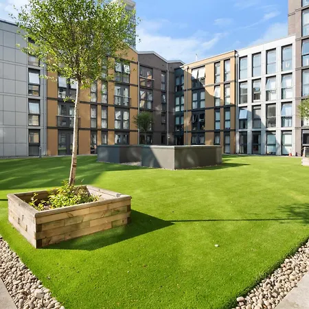 Luxurious 2 Bed City Centre Apartment!!!-2