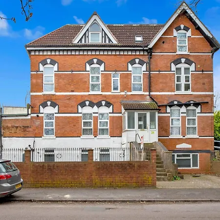 Cozy 2Br Apartment - Free Parking - Equipped Kitchen-3