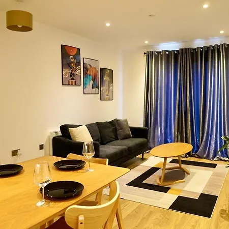 Apartment In Birmingham City-3