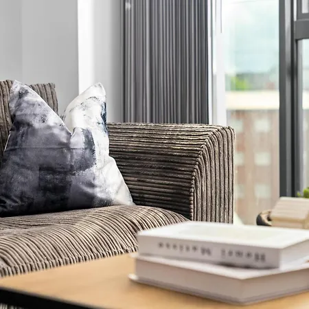 Stylish Apartment - City Centre - Jewellery Quarter - Smart Tv - Wifi 75R-3