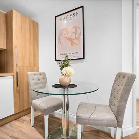 Modern Apartment - Birmingham City Centre - Free Netflix & Wifi 1Cs-3