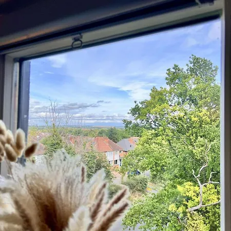 Charming Apartment Near Nec And Birmingham Airport-3