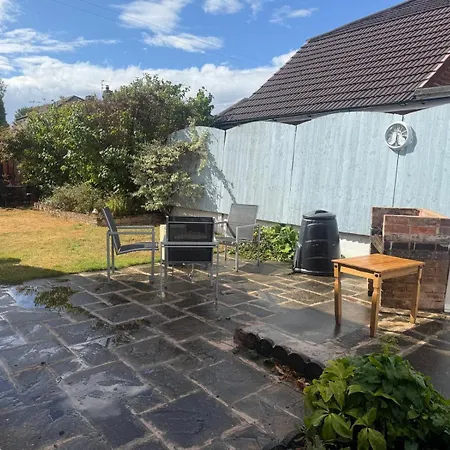 The Rs Inn - Cozy Homestay Premium Private Rooms Near Birmingham International Train Station, Airport, Nec For Company, Contractor And Leisure Stays - Hs2, Jlr Large Onsite Secure Parking-2