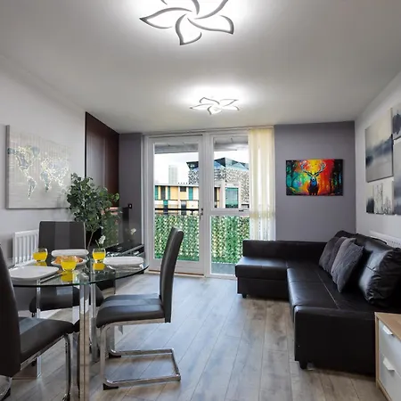 Vista Verde - Luxury City Penthouse 2Br - Sleeps Up To 6 - Parking-3