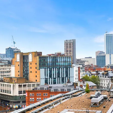 Stylish Apartment - City Centre - Secure Parking - Fast Wifi - Balcony 279O-2