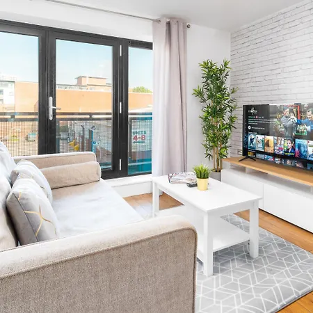 Stylish 2 Bedroom Apartment - City Centre - Balcony - Netflix 5Ac-3