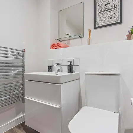 Modern & Cosy Apartment Luxury 1-Bed Sleeps 5-2