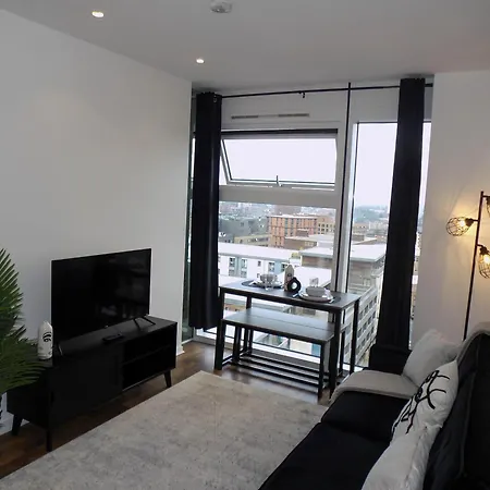 B1 Deluxe Suite-3