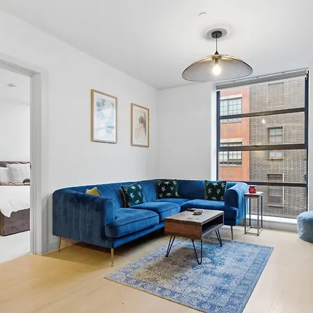 The Luxe Jq Residence - Sleeps 6 - City Centre - Secure Parking - Netflix-3