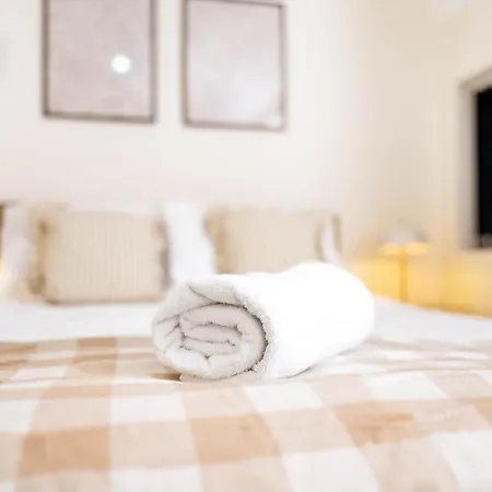 Cosy 1-Bed Apt - Prime Bham Location, Free Parking-3