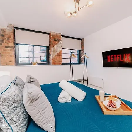 Lockside Apartment 50-3