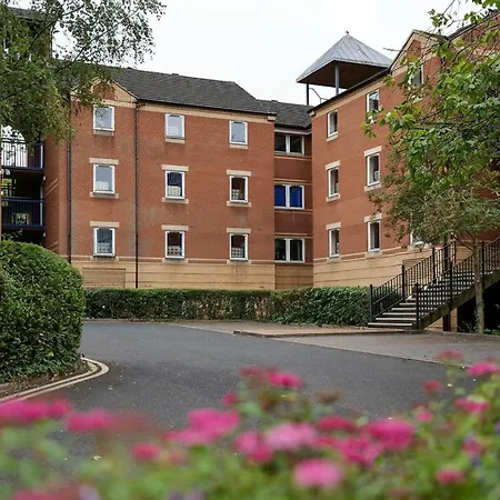 For Students Only Queen'S Hospital Close Near Birmingham City Centre-2