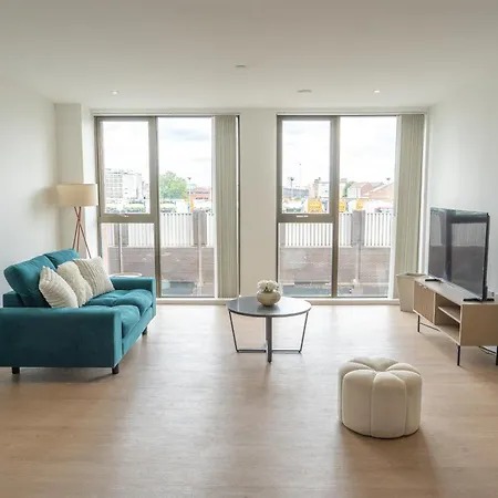 Birmingham City Centre Apartments - Digbeth-3