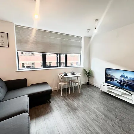 Digbeth Luxury 1 Bed Studio Apartment-2